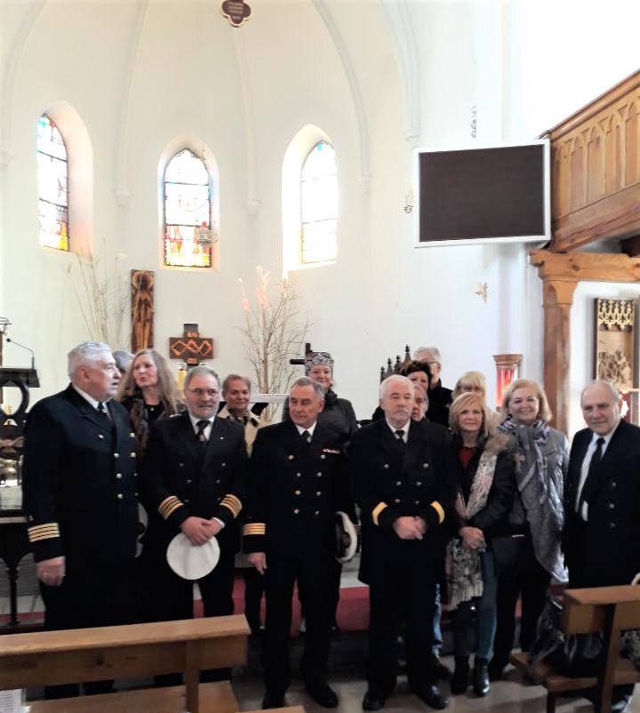 uczestnicy mszy w intencji Ludzi Morza w Kołobrzegu