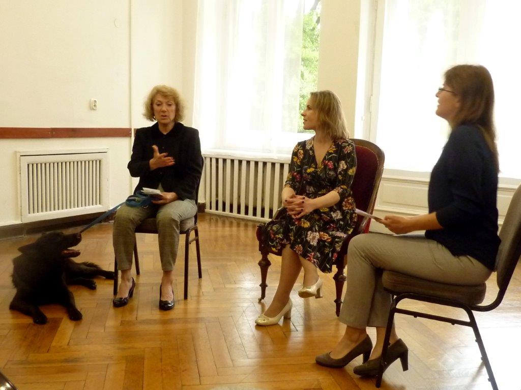 od lewej: Helena Kwiatkowska, gość spotkania - Monika Lesner, Marta Płachta