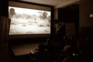 projekcja filmu - kadr z filmu „Wielka Zielona Ściana - Afryka Afryce”